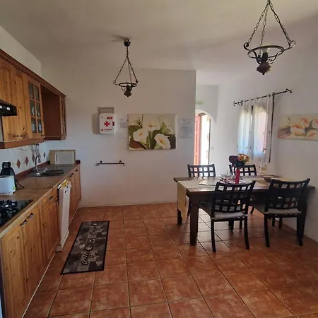 Mountain Hostel&house La Isa By Rose Hostel *