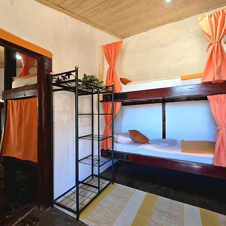 Mountain Hostel&house La Isa By Rose Vandrarhem *